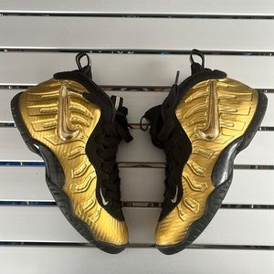 Nike Little Posite Gold Foamposite size 5.5Y